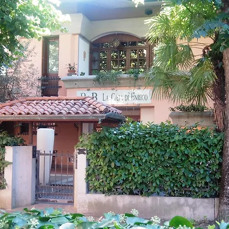 La Casa Di Enrico קאורלה