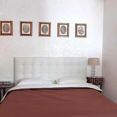 La Casa Di Enrico 4*